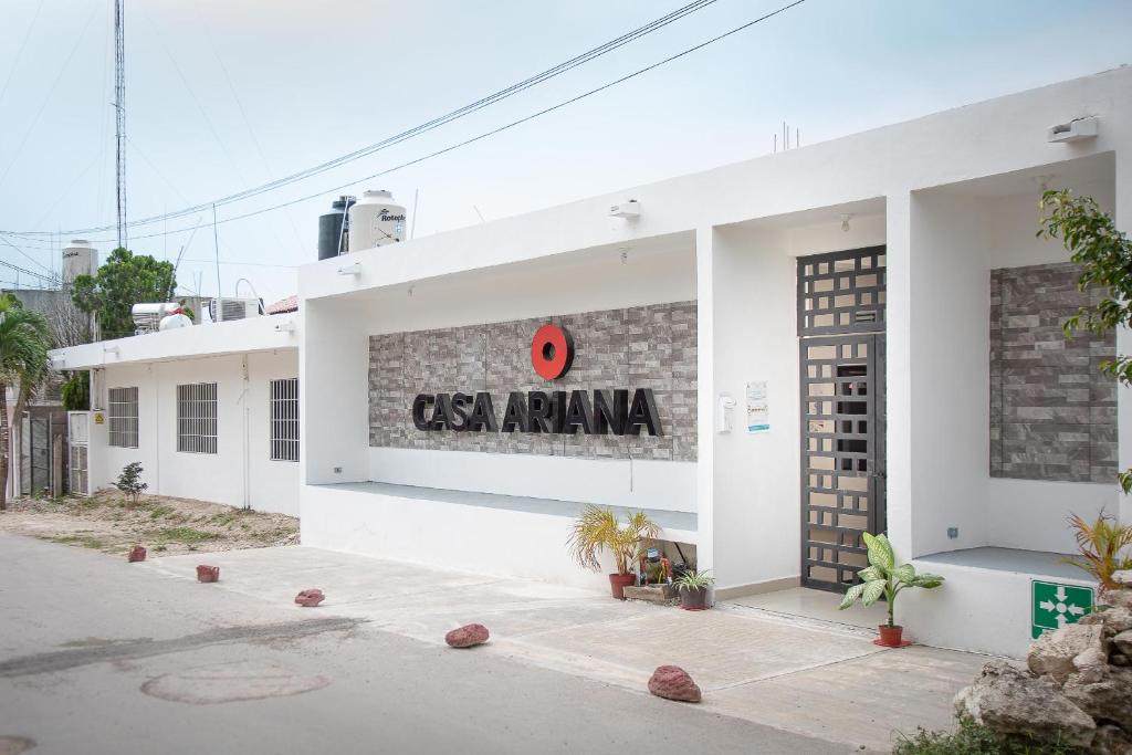 Fachada Casa Ariana